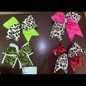 Cheetah Print Cheer Bow Set
